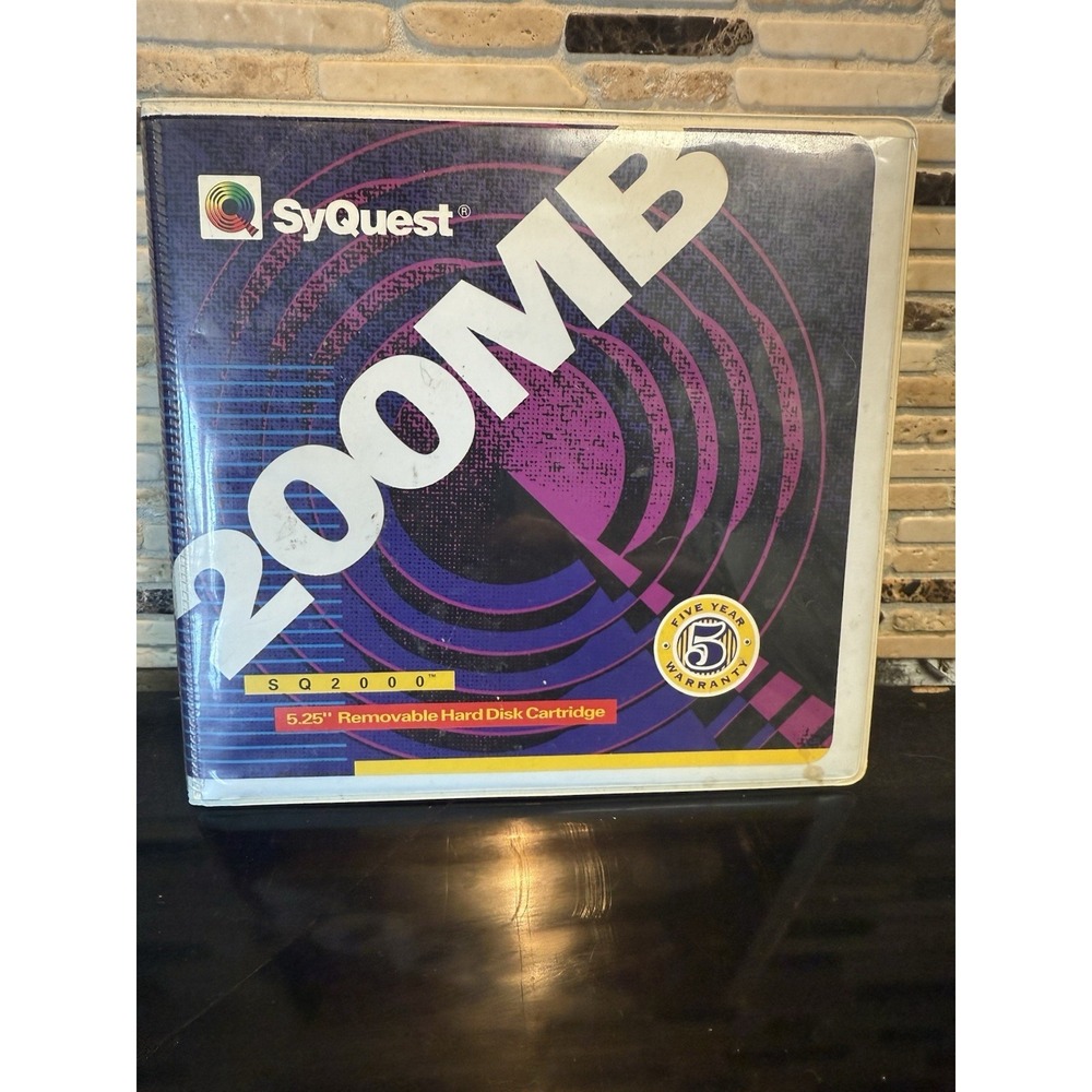 SyQuest SQ2000 200 MB 5.25 Removable Hard Disk Cartridge, New Factory Sealed NOS